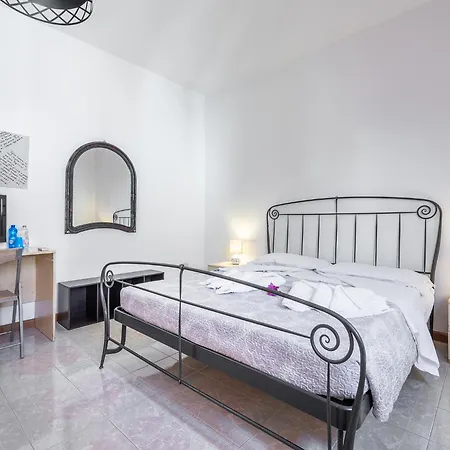 Il Giardino Dell'Arte Bed & Breakfast Capoterra Room photo